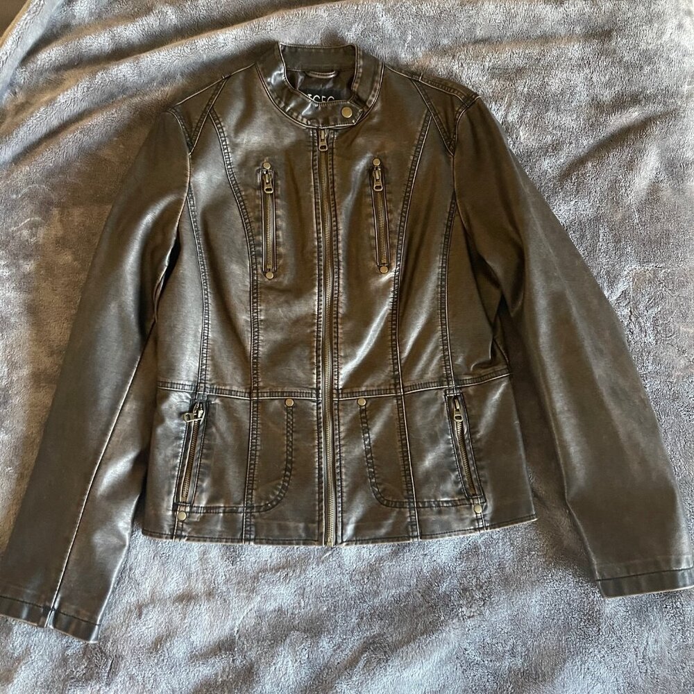 Like NEW (Maybe Worn Once?) TCEC Pleather Coat in Brown Bronze Size Large